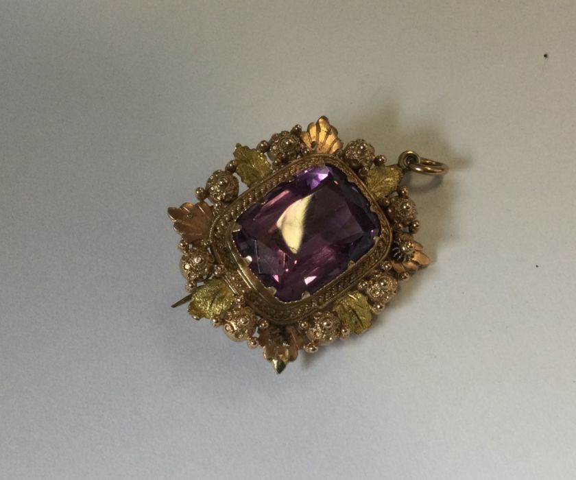 An antique amethyst pendant in two colour gold set - Image 2 of 2