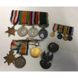 A good set of war medals together with miniatures