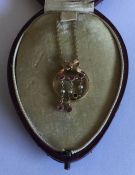 An attractive Victorian pendant with pearl decorat