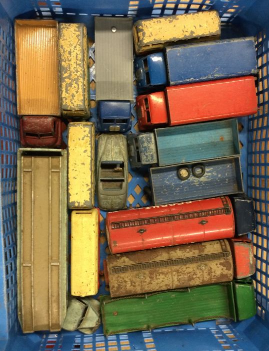 A collection of old Dinky toy lorries. Est. £20 -