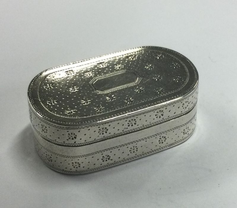 A large engraved silver vinaigrette. By Joseph Wilmore. Approx. 20 grams. Est. £160 - £180. - Image 3 of 3