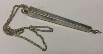 A heavy Judaica silver Torah pointer. Approx. 58 grams. Est. £80 - £120.