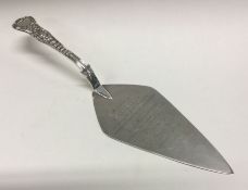 A fine quality Coburg pattern silver trowel / cake slice. London 1828. By Charles Eley. Approx.