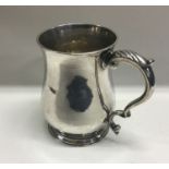 A plain silver George III mug. London 1771. By William and James Priest. Approx. 167 grams. Est. £