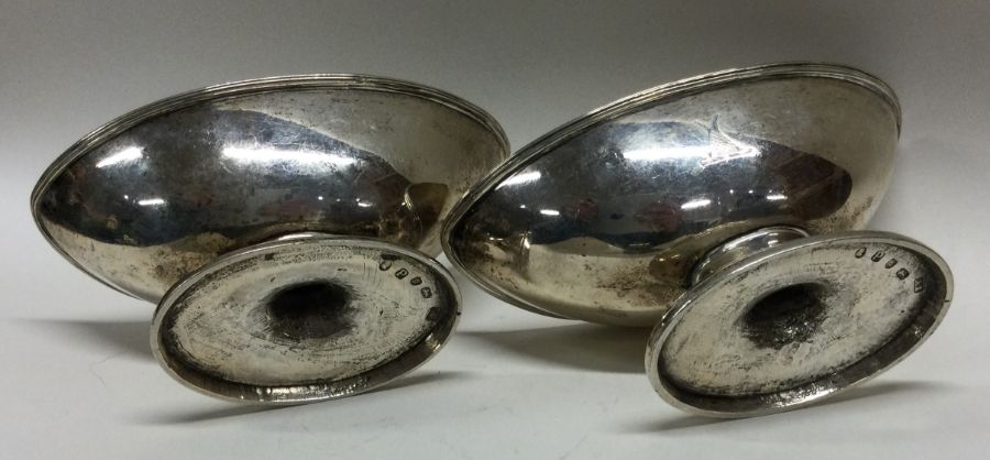 A heavy pair of Georgian silver boat shaped salts - Image 2 of 2