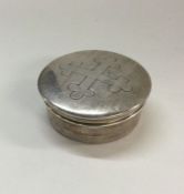 An engraved silver hinged top box. Approx. 24 gram