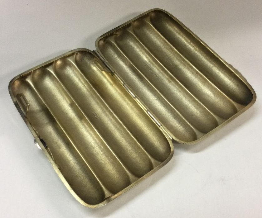 A good quality heavy four finger cigar case with h - Image 2 of 2