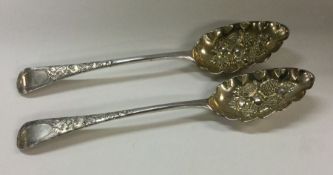 A good pair of 18th Century George III silver berr