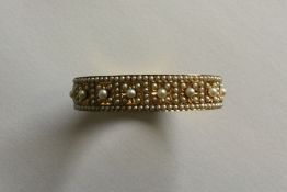 A fine quality Victorian 15 carat gold bangle with