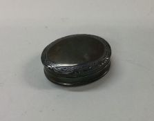 A small silver hinged top box. Approx. 11 grams. E