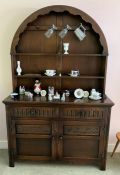 An oak two door dresser.