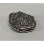 A heavy George IV silver hinged snuff box with cha