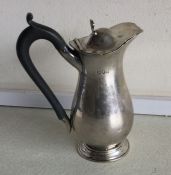 A small Edwardian silver water jug. London 1899. A