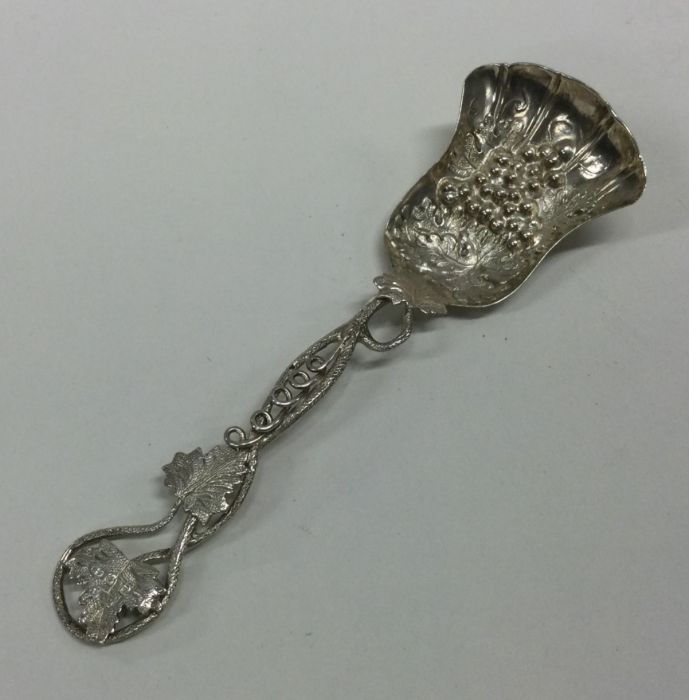 A good quality cast leaf shaped Victorian silver c