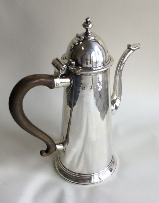 A George I silver chocolate pot with hinged lid. M - Image 4 of 5