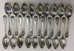 A good heavy set of eighteen fiddle pattern silver