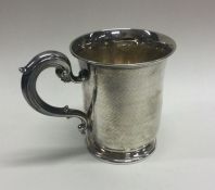 A fine quality Victorian silver christening mug. L