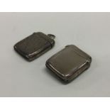 Two heavy silver vesta cases. Approx. 50 grams. Es