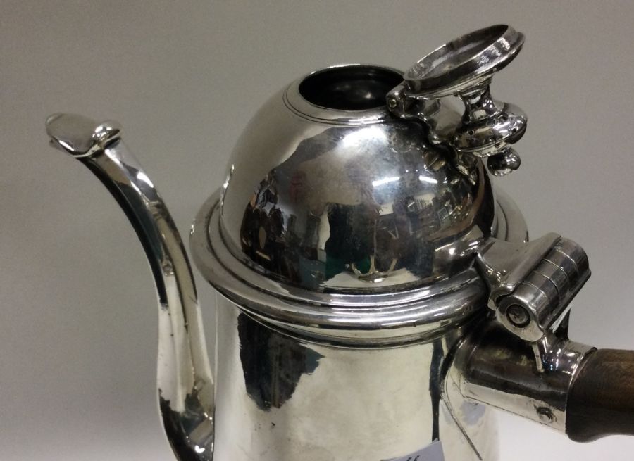 A George I silver chocolate pot with hinged lid. M - Image 3 of 5