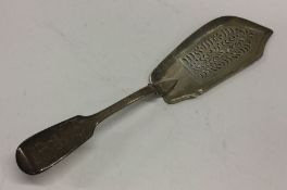 A heavy fiddle pattern silver fish slice with pier