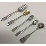 Five Continental silver salt spoons and scoops; Du