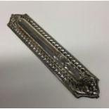 A large Judaica silver mezuzah. Approx. 47 grams. Est