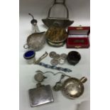 A bag of assorted silver and plated items. Est. £4