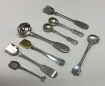 Eight Russian silver salt spoons. Approx. 67 grams
