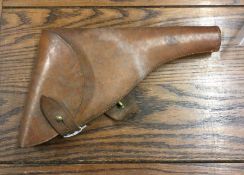 A leather holster dated 1918. Est. £20 - £30.