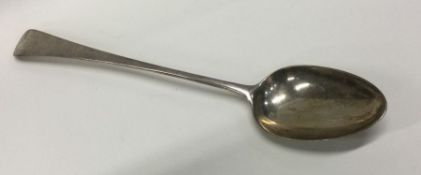 A good quality George III silver serving spoon. Lo