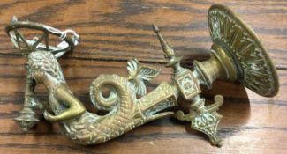 An ornate Victorian brass gas bracket. Est. £20 -