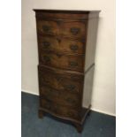 A mahogany six drawer chest on chest. Est. £60 - £