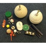 A good collection of golf memorabilia. Est. £10 -