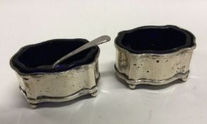 A good pair of shaped silver salts with BGLs. Appr