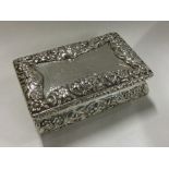 A heavy cast silver snuff box. Birmingham 1827. By