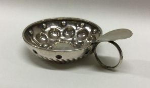 A French silver wine taster. Circa 1900. Approx. 32 grams. Est. £50