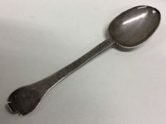 A silver trefid spoon. Circa 1680. Approx. 62 gram