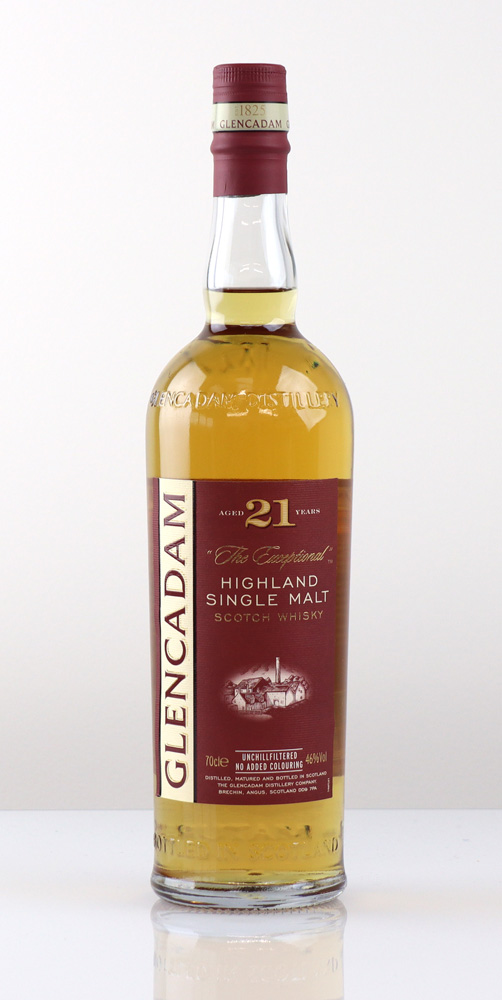 A bottle of Glencadem ''The Exceptional'' 21 year old Highland Single Malt Scotch Whisky with carton - Image 2 of 3