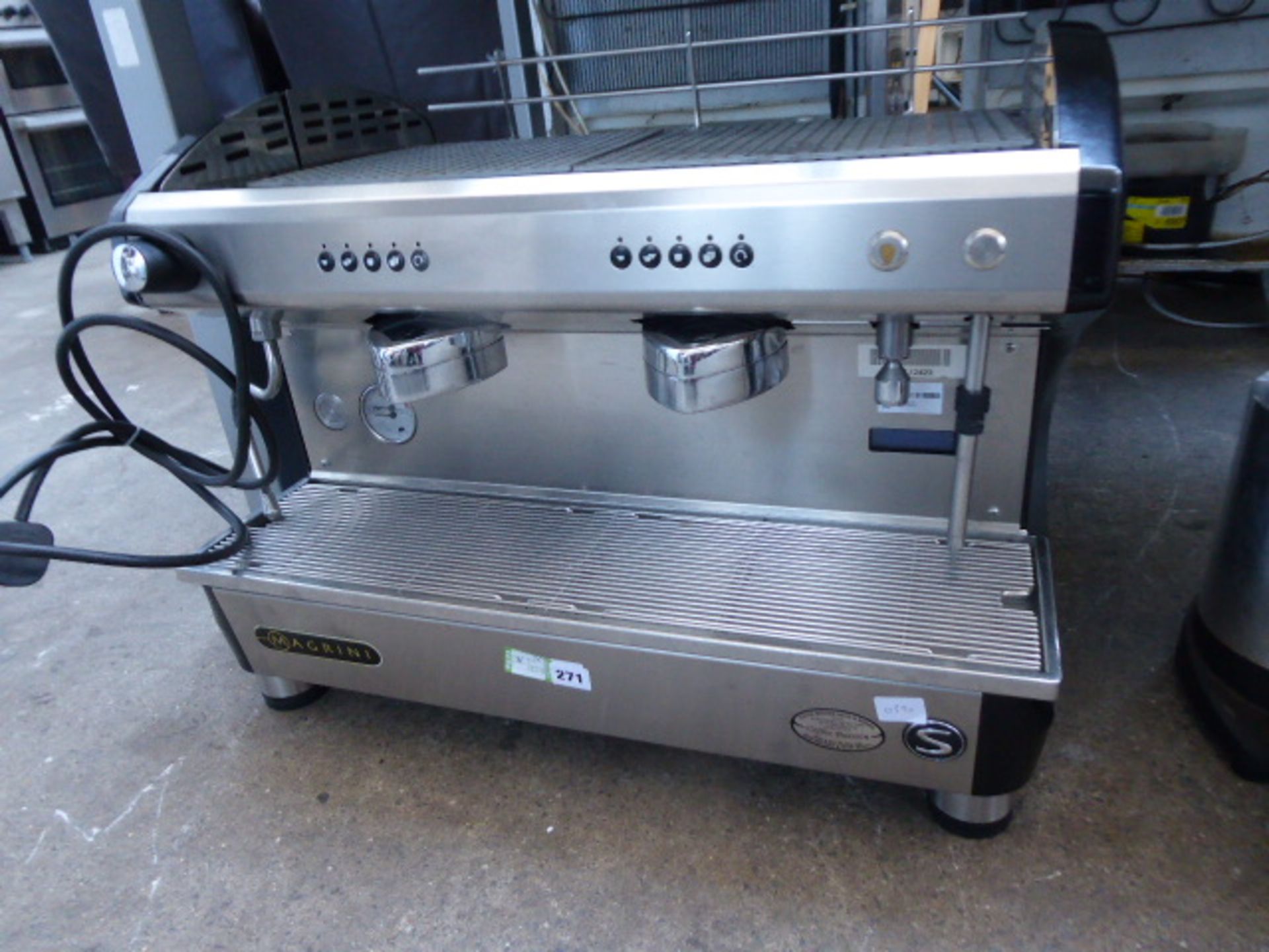 470 - (TN30) 70cm Magrini S series automatic 2 station coffee machine with 2 groupheads and a - Image 2 of 2