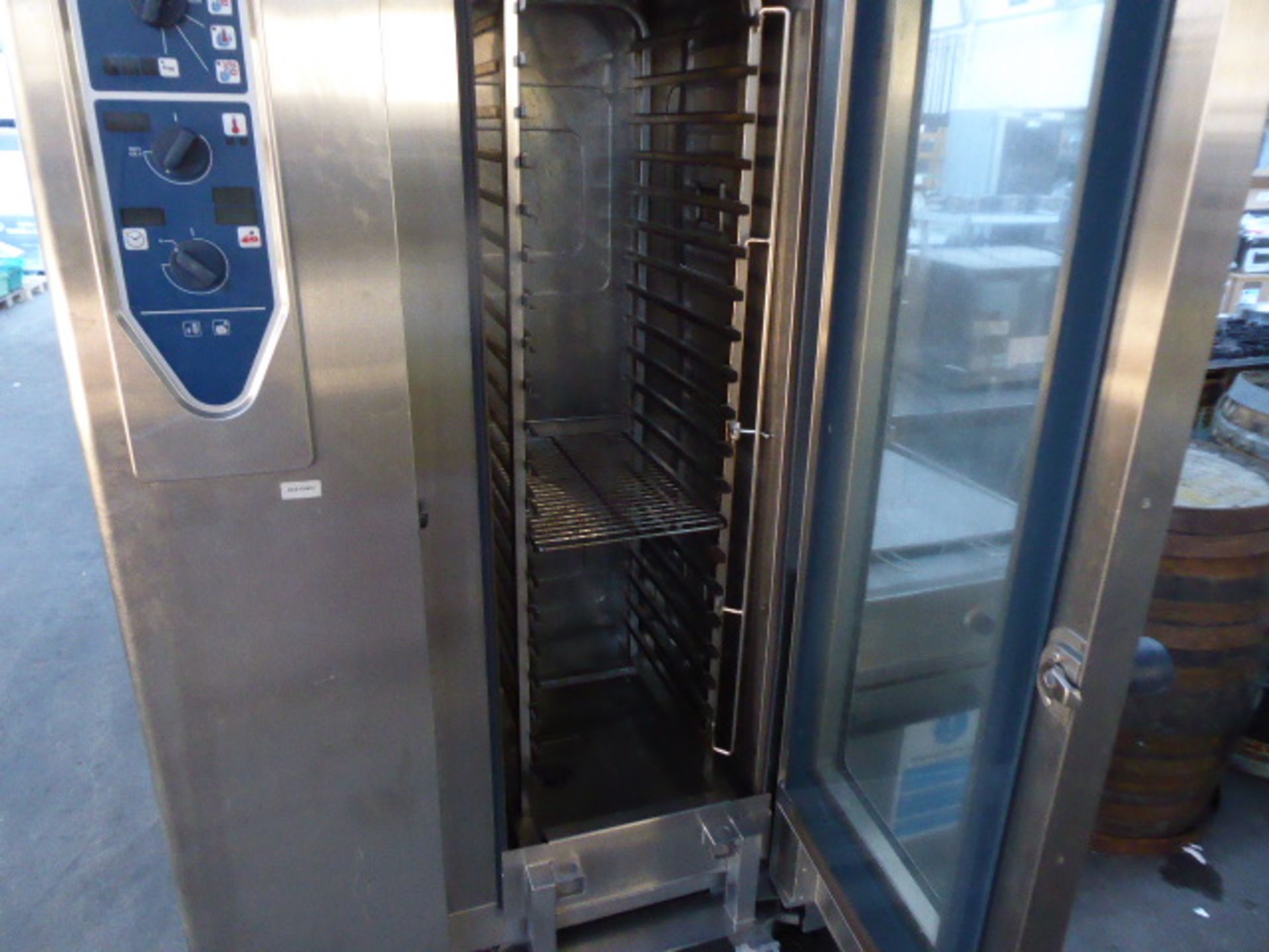 100cm Electric Rational model: CM201 Combi-Damper 20 grid combination oven with walk in rack - Image 2 of 2