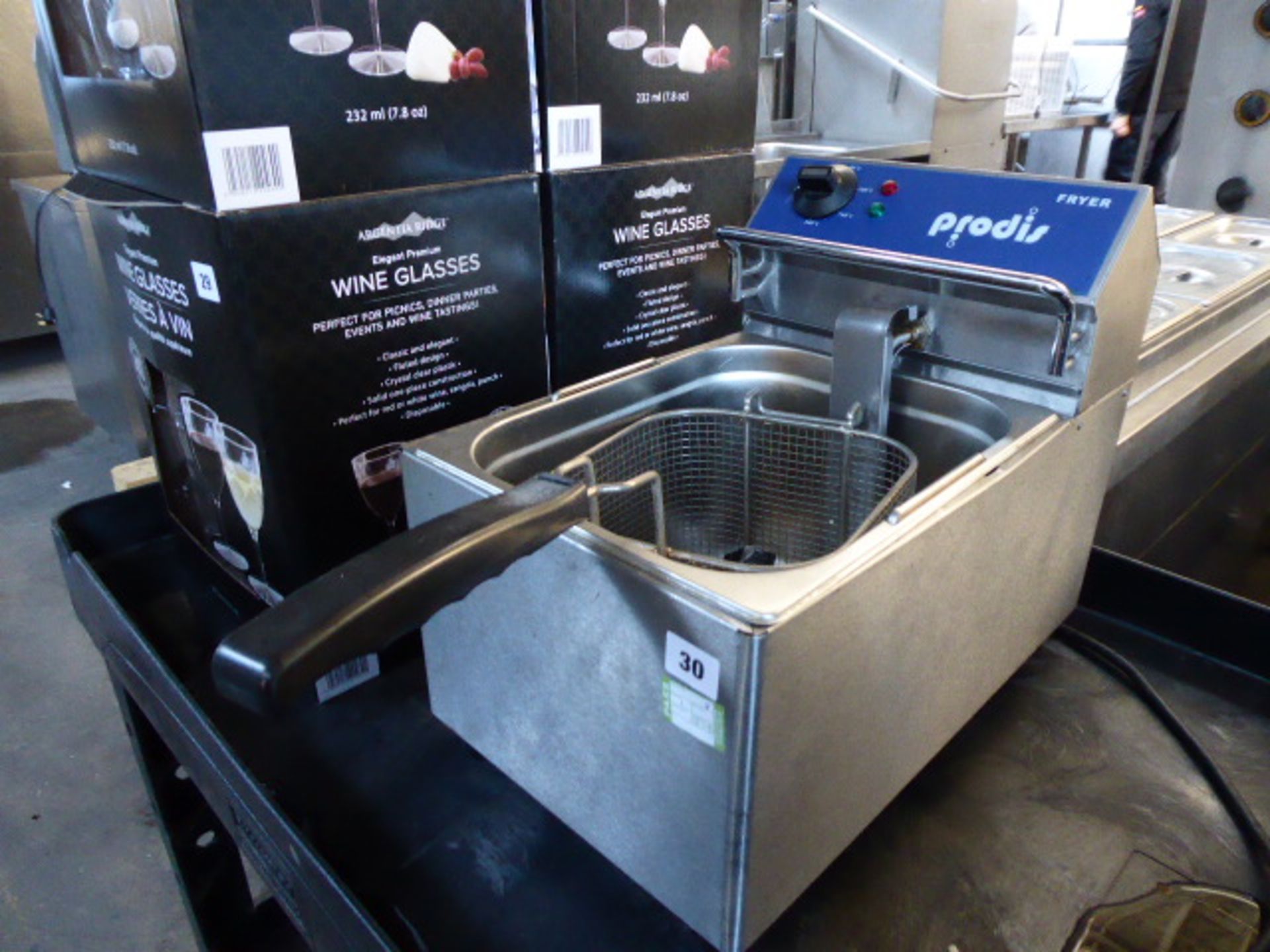 (TN8) 28cm Electric Prodis bench top single basket fryer