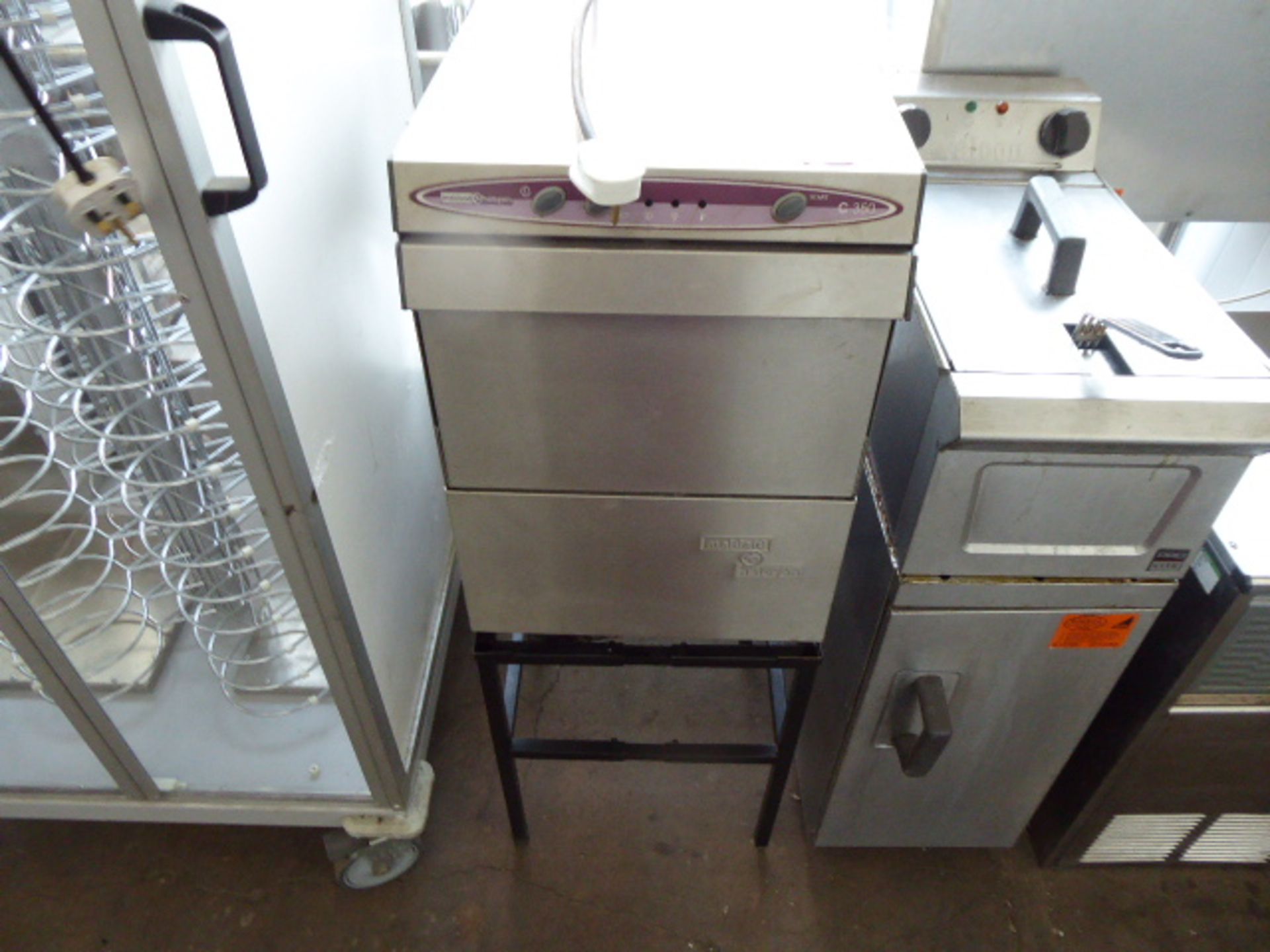 (FAIL) 40cm MaidAid Halcyon C350 glass washer with stand