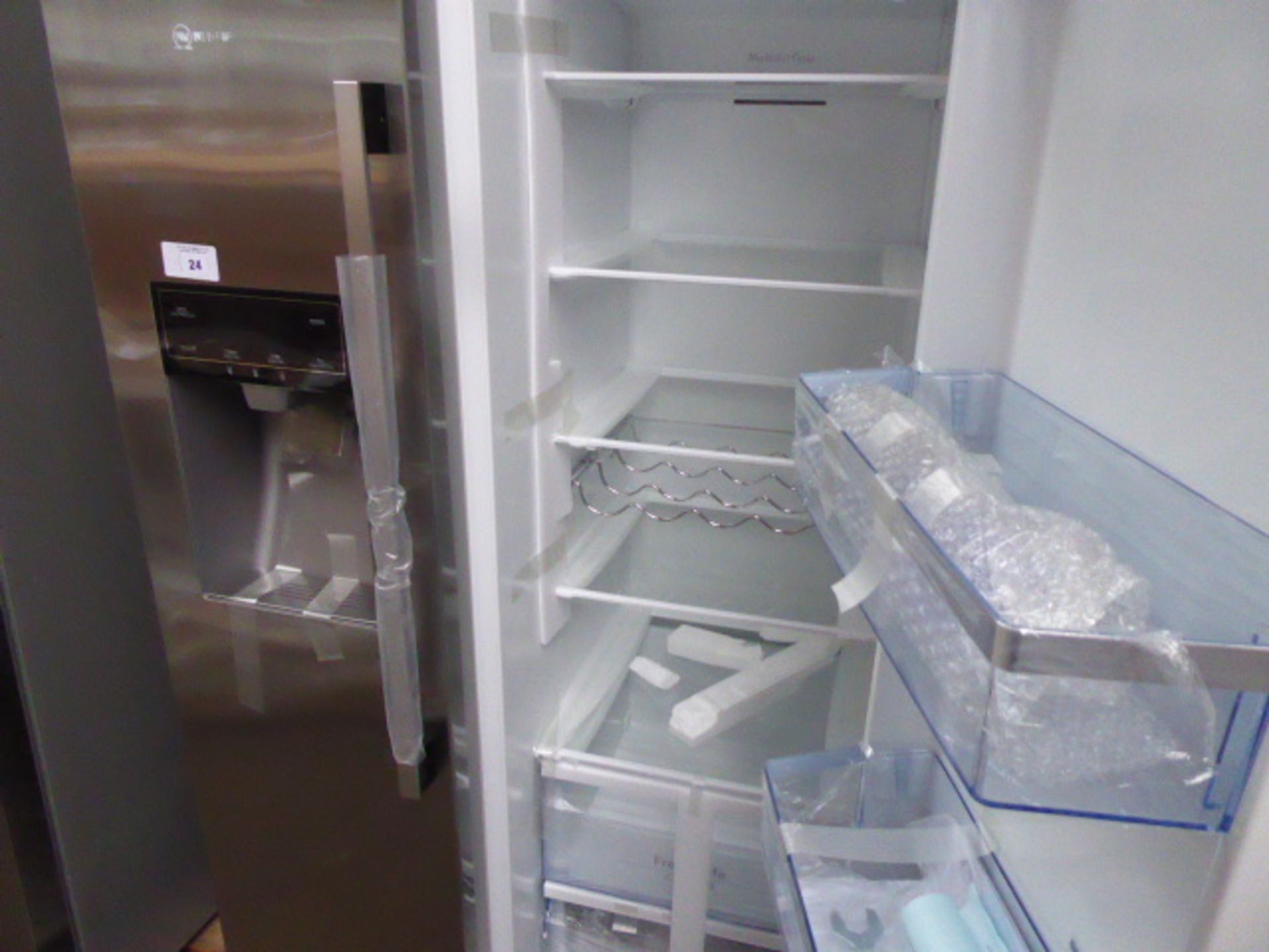 KA3923IE0GB Neff Side-by-side fridge-freezer - Image 3 of 3