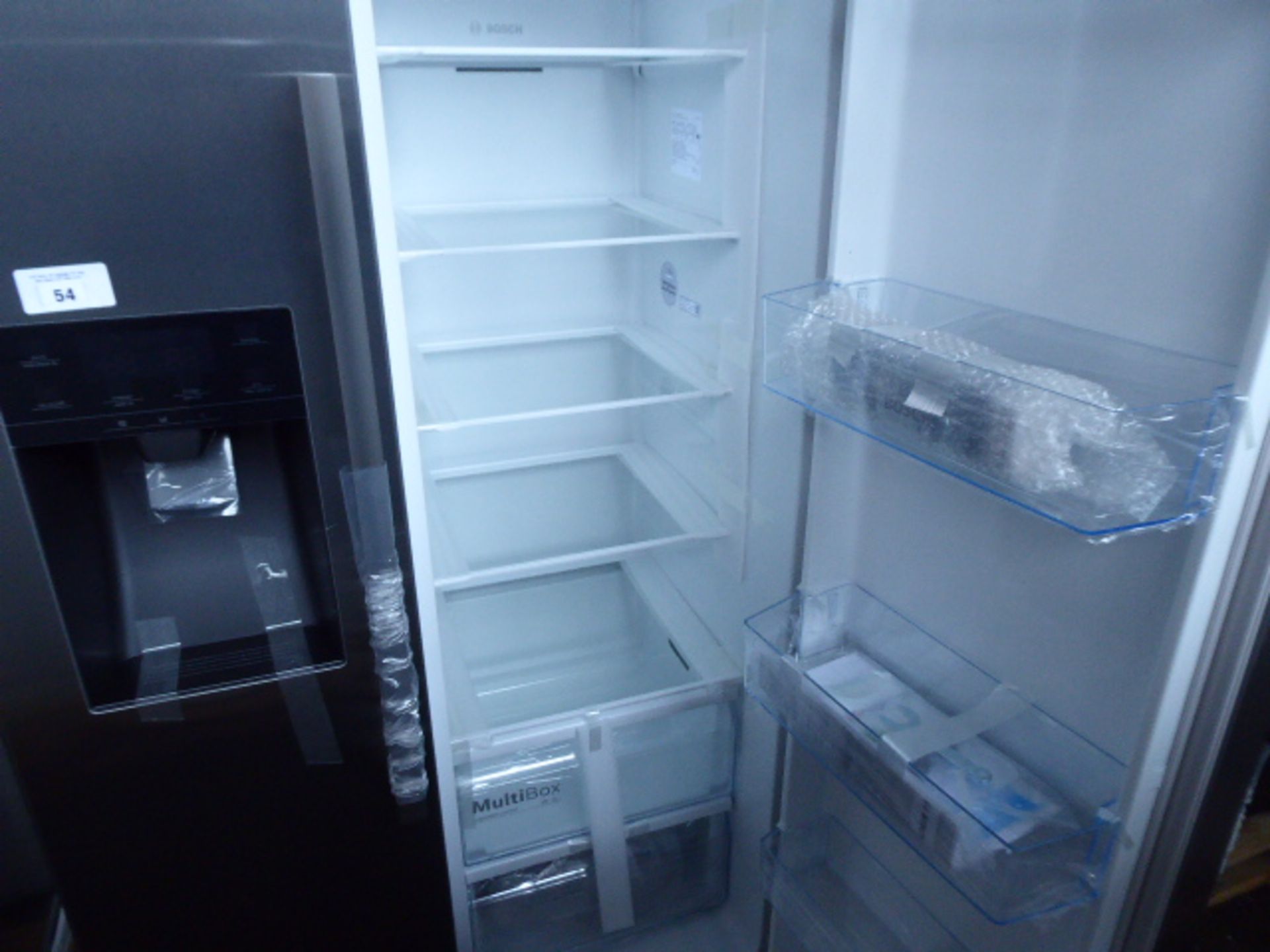KAD93VIFPGB Bosch Side-by-side fridge-freezer - Image 3 of 3