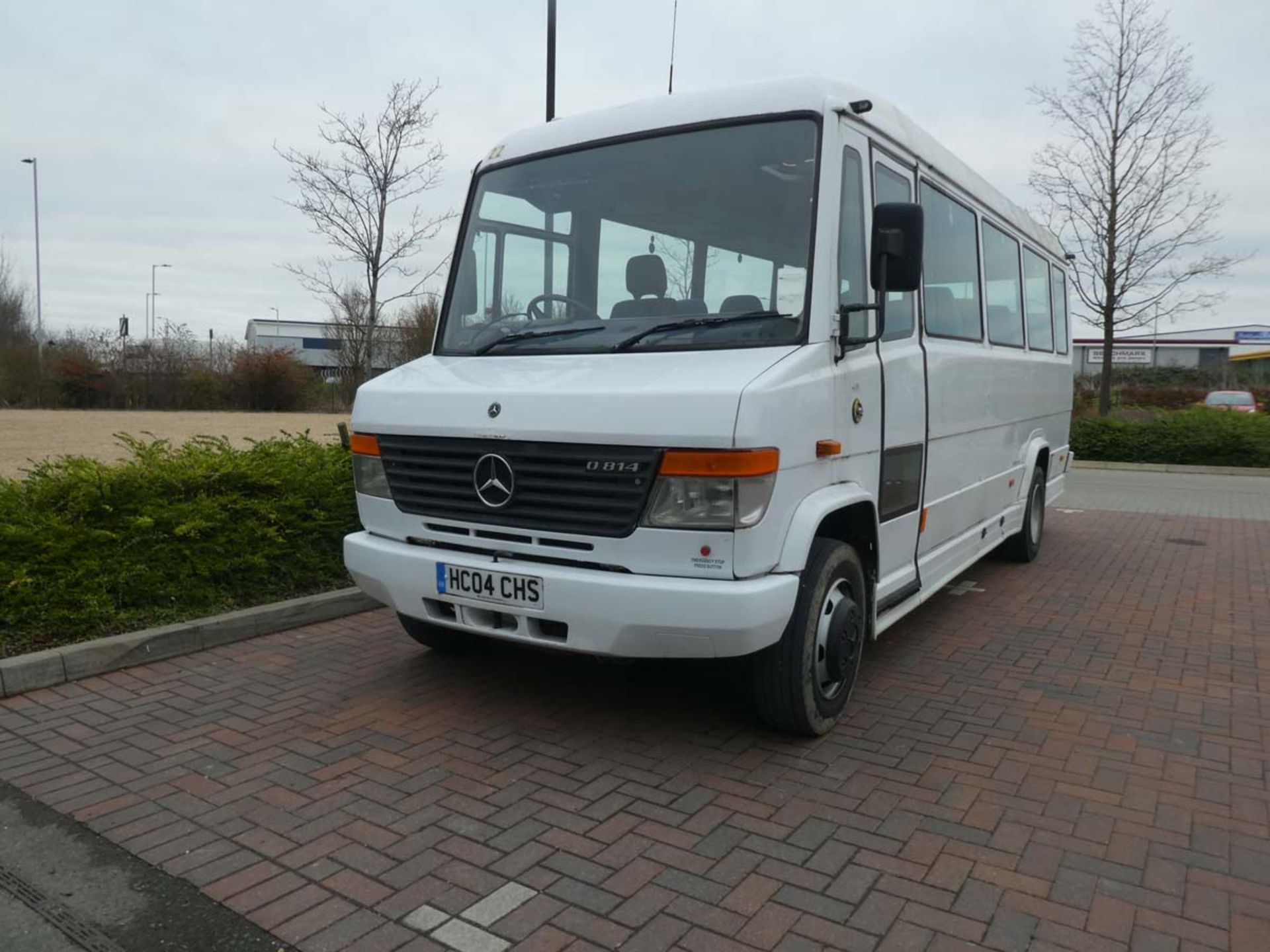 HC04 CHS (2004) Mercedes Vario 0814 24 seater minibus with 3972cc diesel engine. First registered