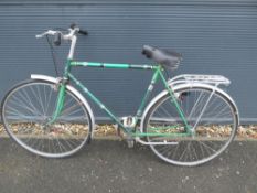 4045 - Green vintage gents bike