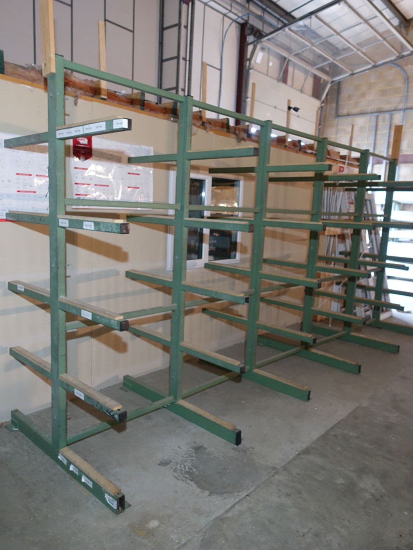 5 metre double sided freestanding wall rack - Image 2 of 2