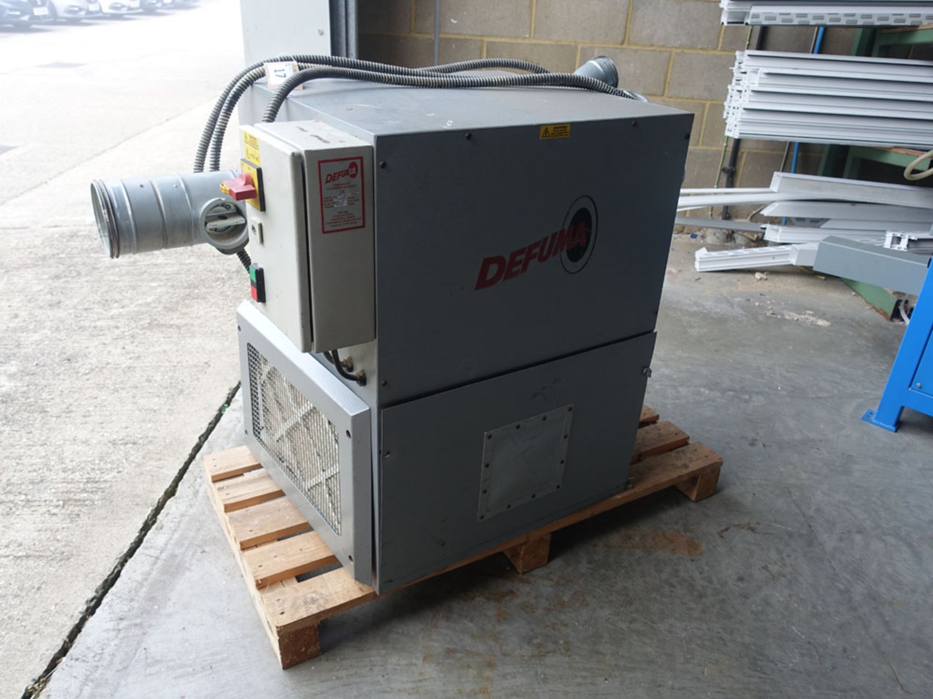 Defuma dust/fume extractor Serial number 9612SYS1376 - Image 2 of 3