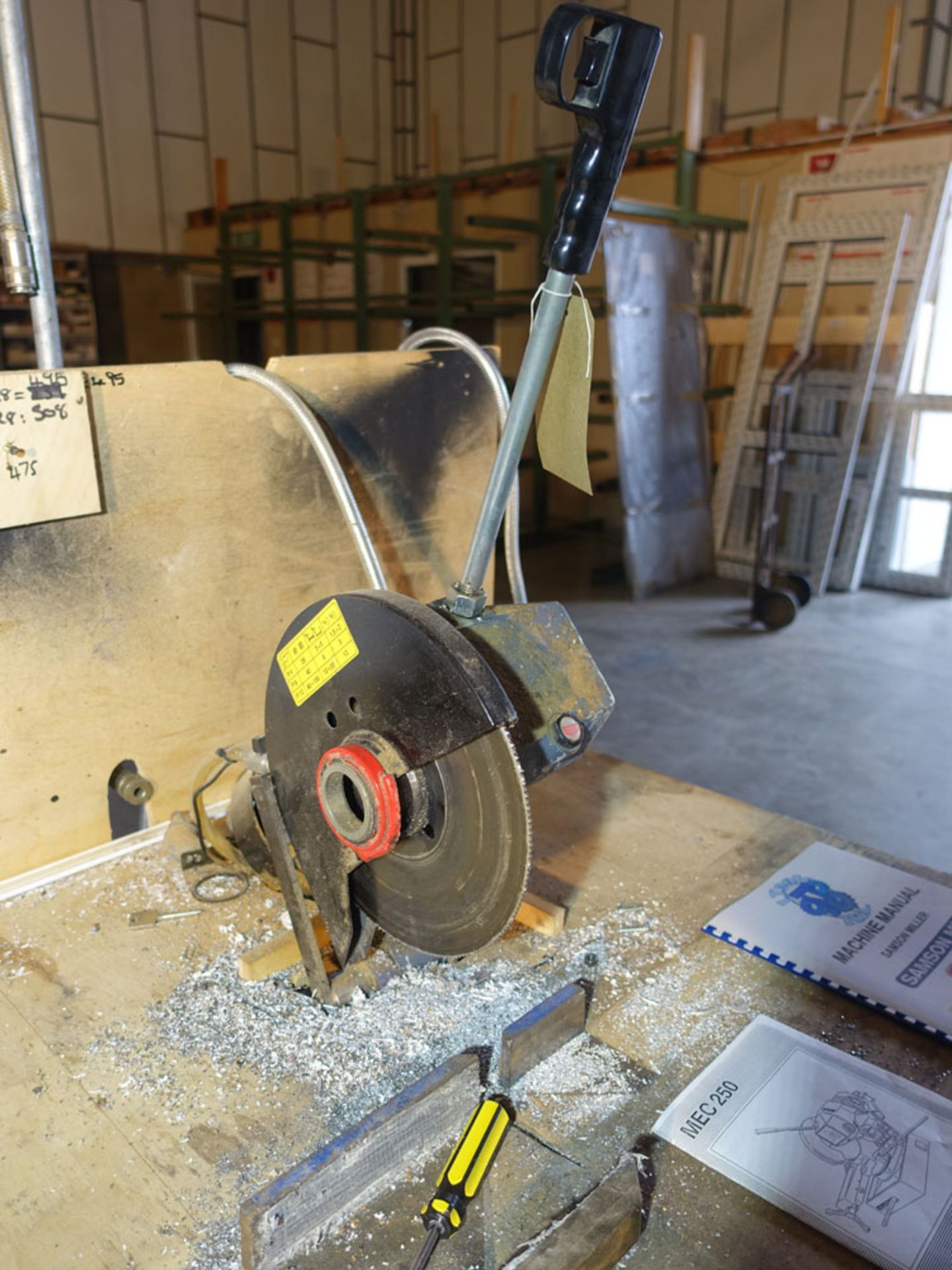 Omes MEC 250 9'' steel cut off saw on swivel base mounted on bench - Image 2 of 5