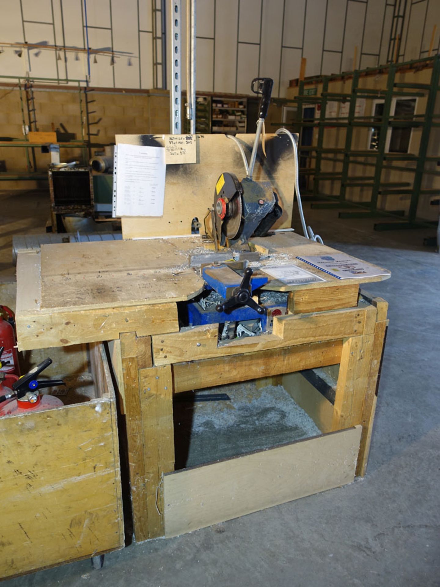 Omes MEC 250 9'' steel cut off saw on swivel base mounted on bench - Image 5 of 5